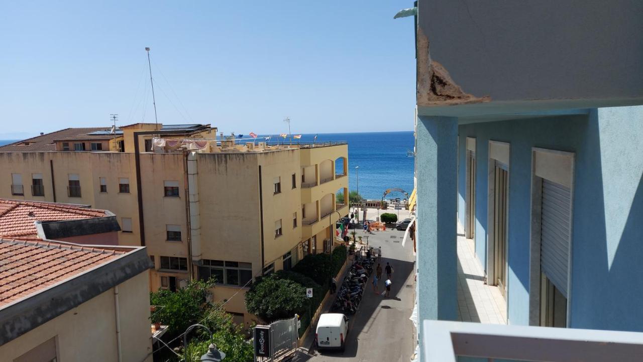 Casa Floridea -Mediterranea Sicilia Apt Чефалу Екстер'єр фото